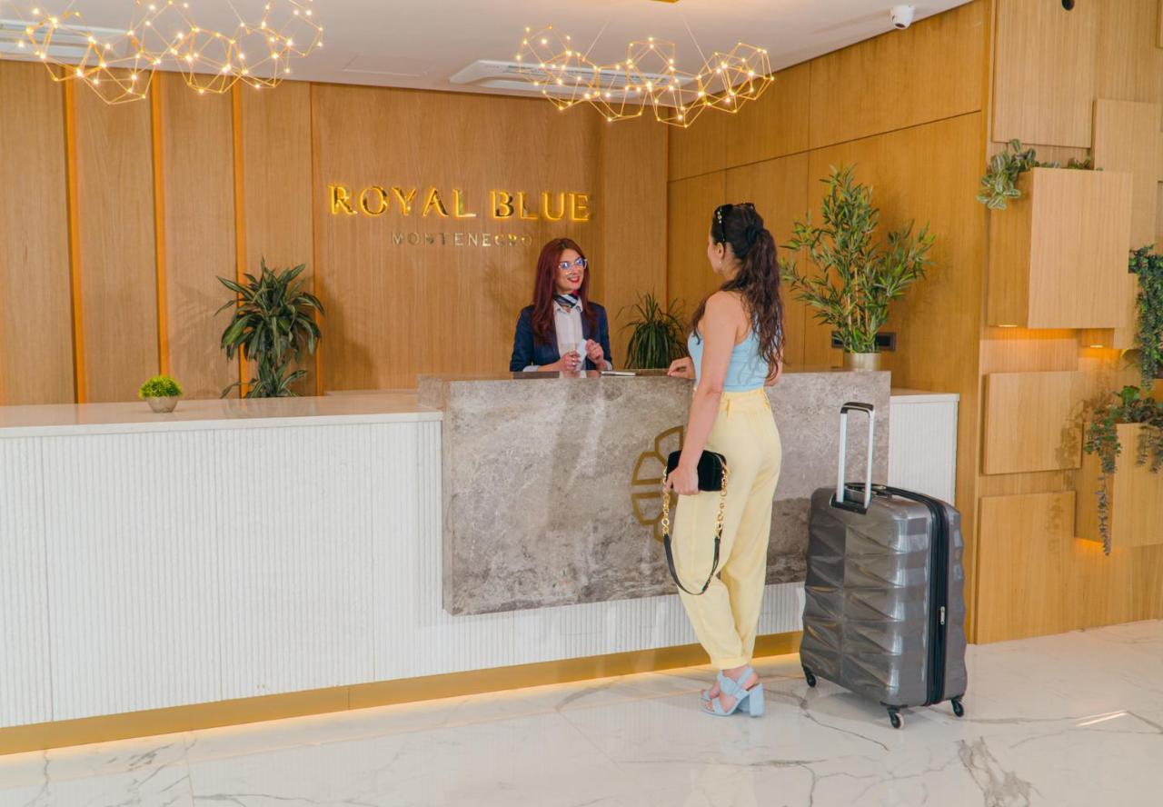 Hotel Royal Blue & Residences Kavac