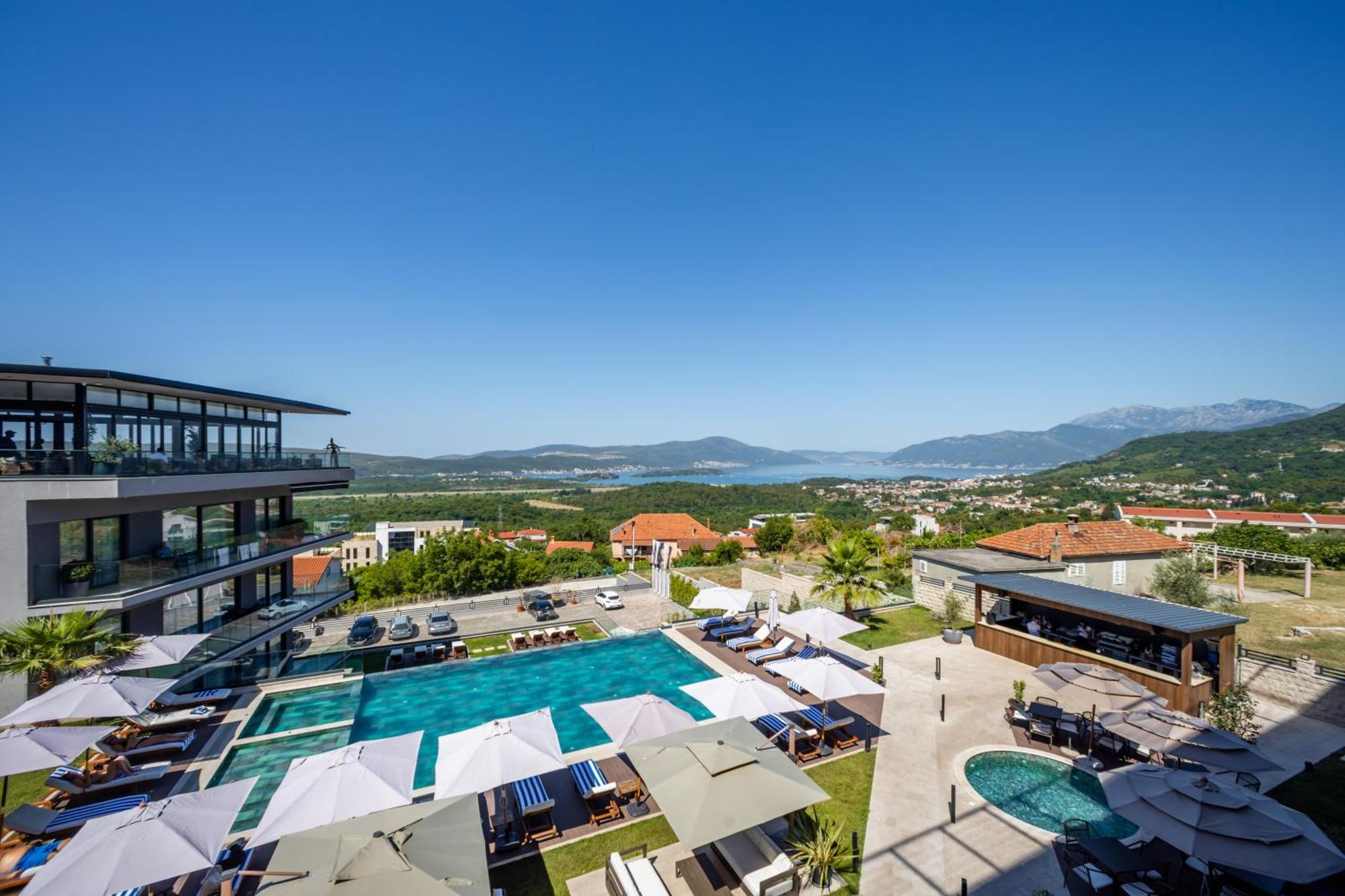 Royal Blue & Residences Hotel
