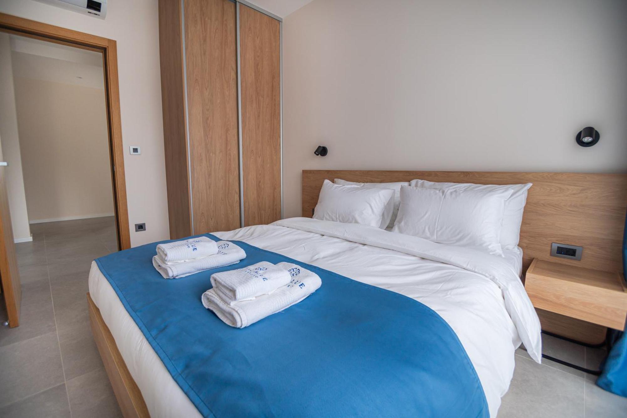 Hotel Royal Blue & Residences